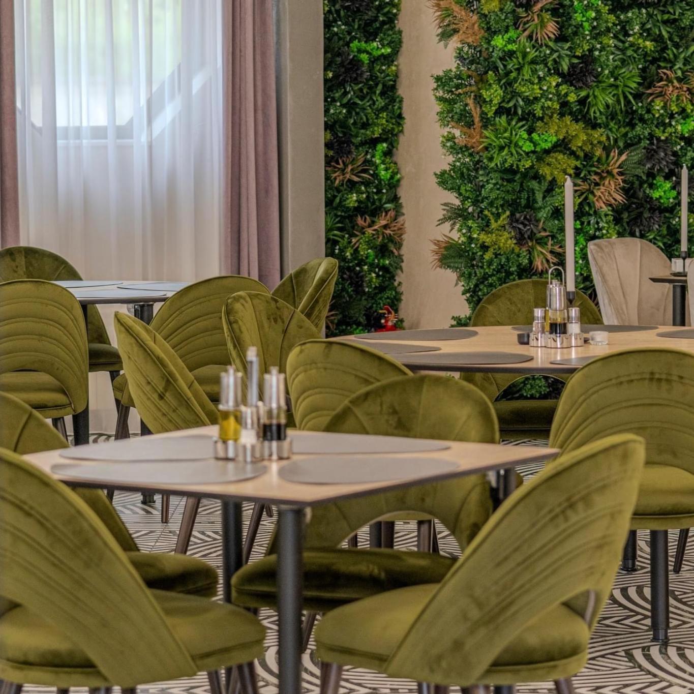 Hotel Emi Mihail Kogălniceanu 외부 사진